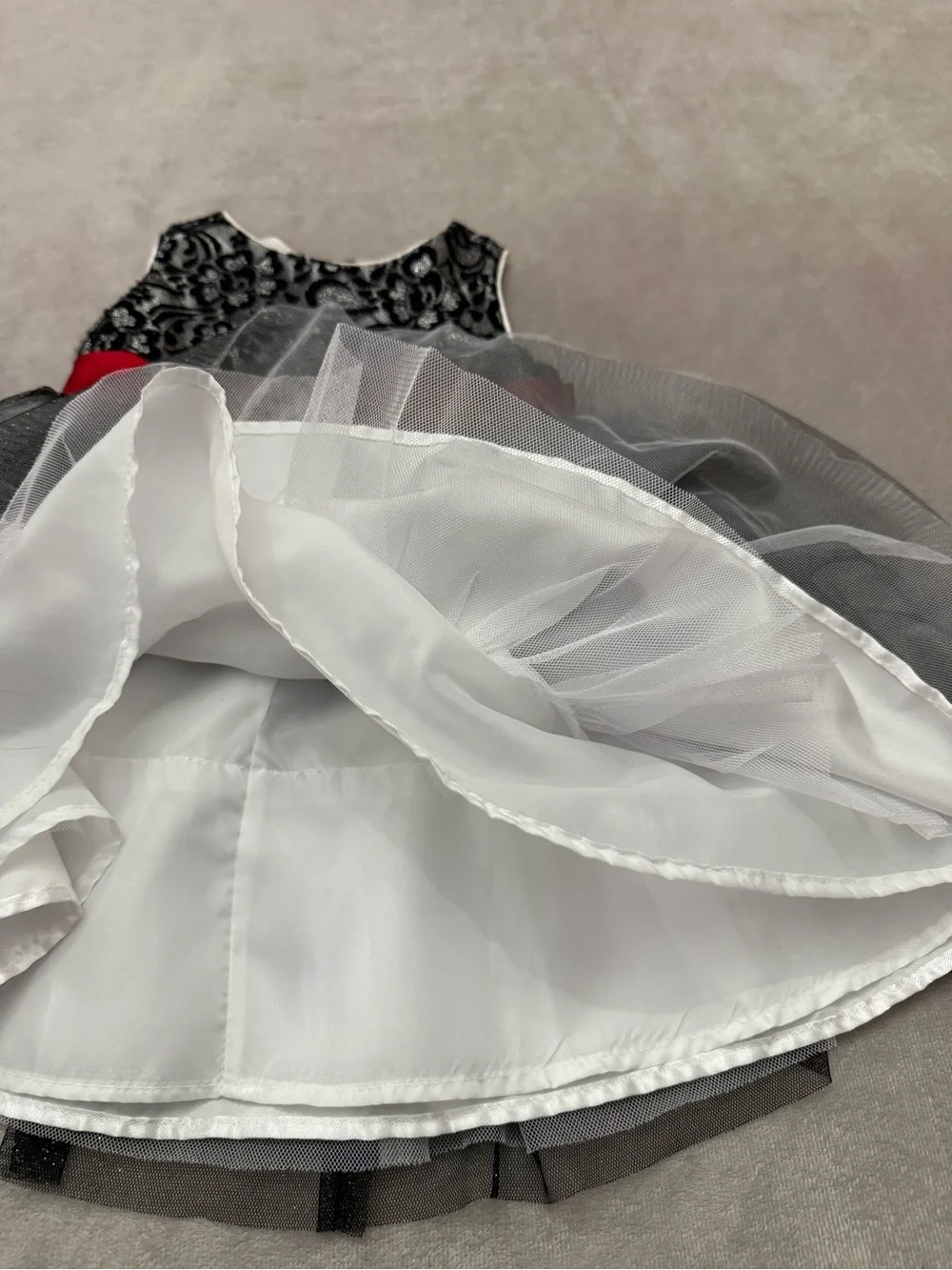Youngland Toddler Girl Party Dress Black Metallic Lace Shimmer Tulle Red Sash 2T
